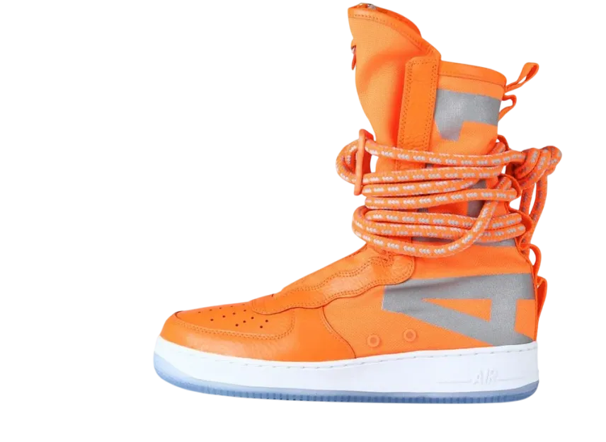 ナイキ SF エアフォース1 ハイ "トゥタル オレンジ"