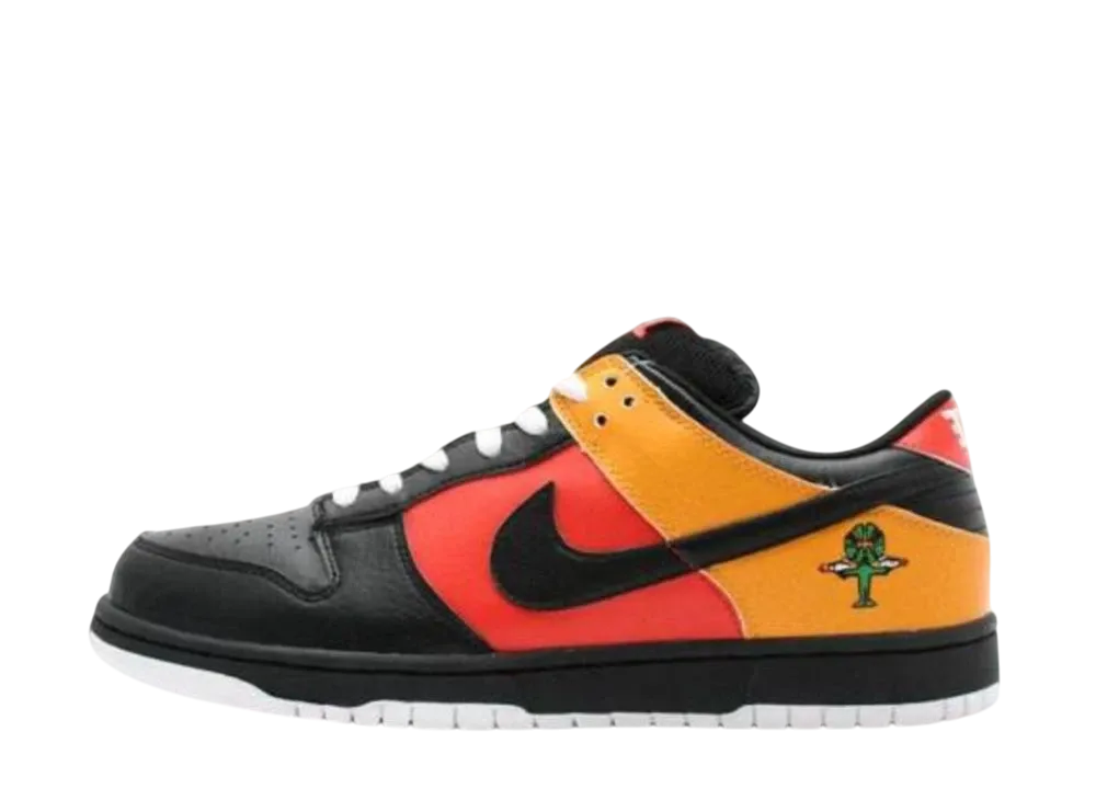 Nike SB Dunk Low Pro "Roswell Rayguns"