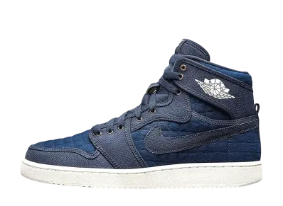 ナイキ エアジョーダン1 レトロ ハイ "AJKO ブルーキルテッド"