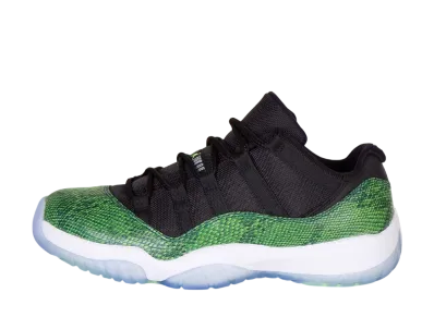 ナイキ エアジョーダン11 レトロ ロー "グリーン スネークスキン"