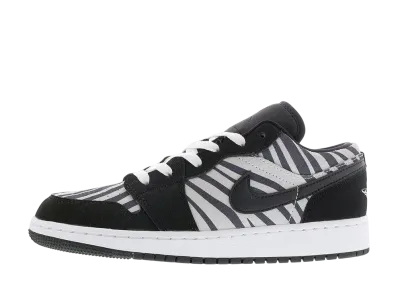 ナイキ GS エアジョーダン1 ロー "ゼブラ/サファリ"