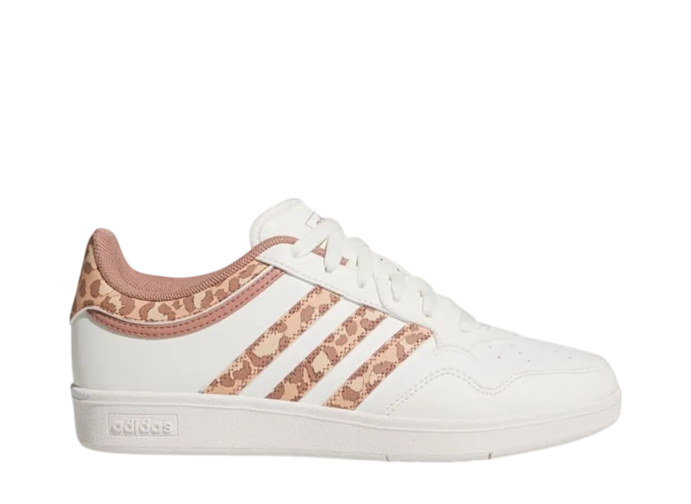 アディダス ウィメンズ フープス4.0 "コアホワイト/ウォームクレイ/クラウドホワイト"