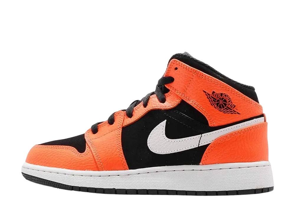 ナイキ エアジョーダン1 ミッド "ブラック コーン (GS)"