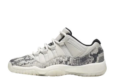 ナイキ GS エアジョーダン11 レトロ ロー "スネーク ライト ボーン"