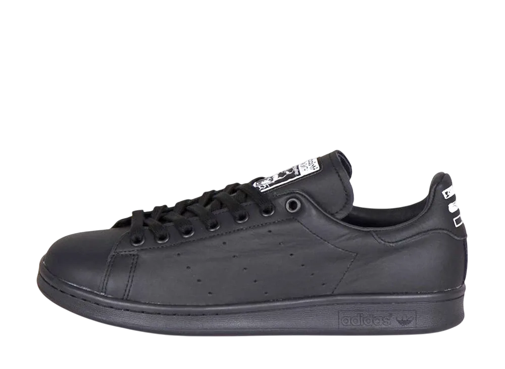 アディダス ファレル・ウィリアムス スタンスミス "ブラック"
