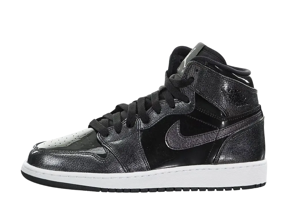 Nike GS Air Jordan 1 Retro High "Black Patent"