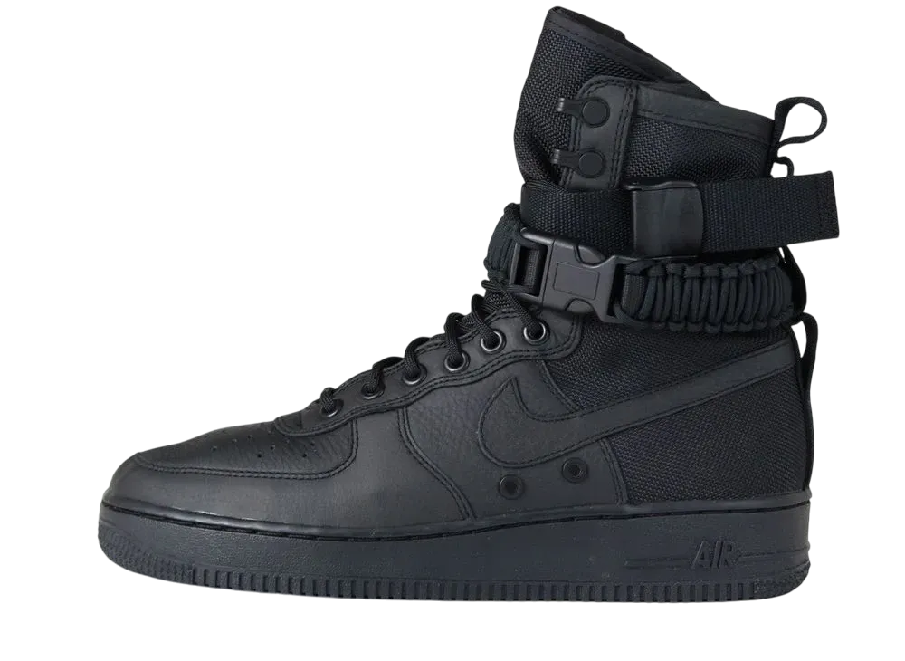 ナイキ  ウィメンズ SF エアフォース1 ハイ "トリプル ブラック"