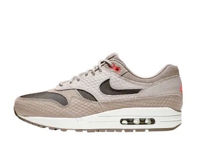 NIKE AIR MAX 1 CUT OUT SWOOSH MOON PARTICLE