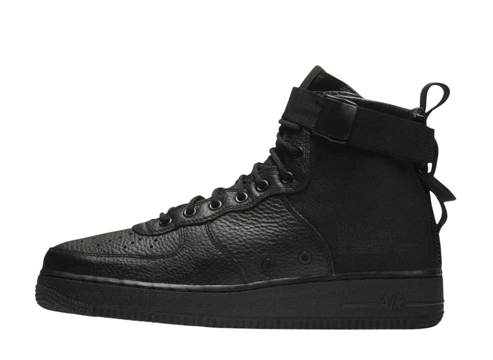 ナイキ SF エアフォース1 ミッド "トリプル ブラック"