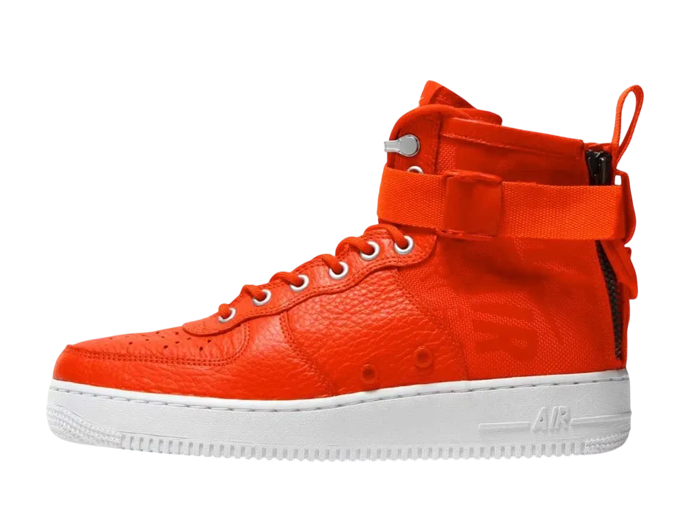 ナイキ エアフォース SF AF1 ミッド "チーム オレンジ"