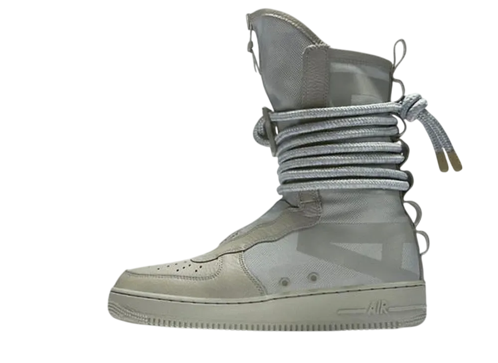ナイキ SF エアフォース1 ハイ "セージ"