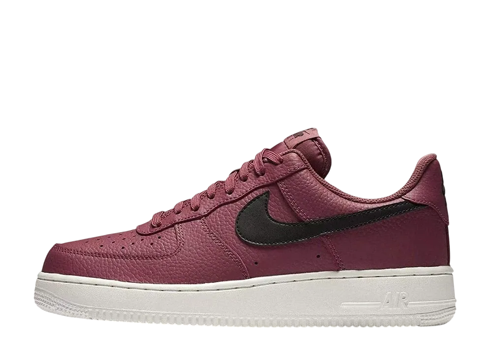 ナイキ エアフォース ロー "ヴィンテージ ワイン"