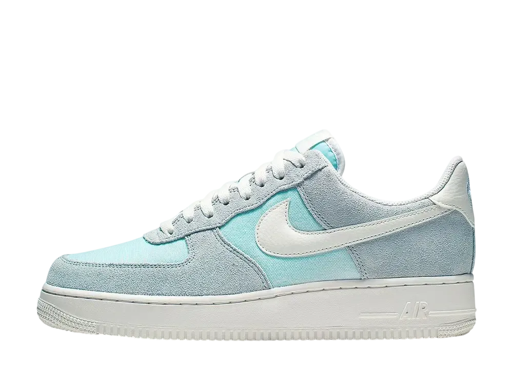 ナイキ エアフォース ロー "ゴースト アクア"