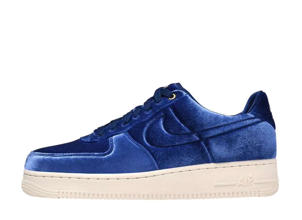 ナイキ エアフォース ロー "プレミアム サン ベロア ブルー ボイド"