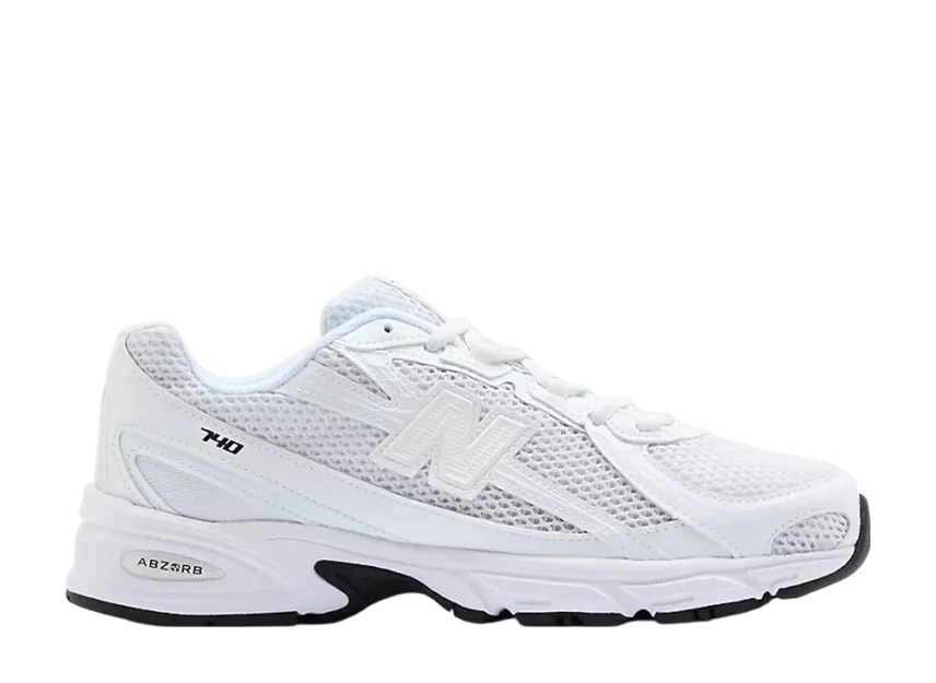 New Balance 740