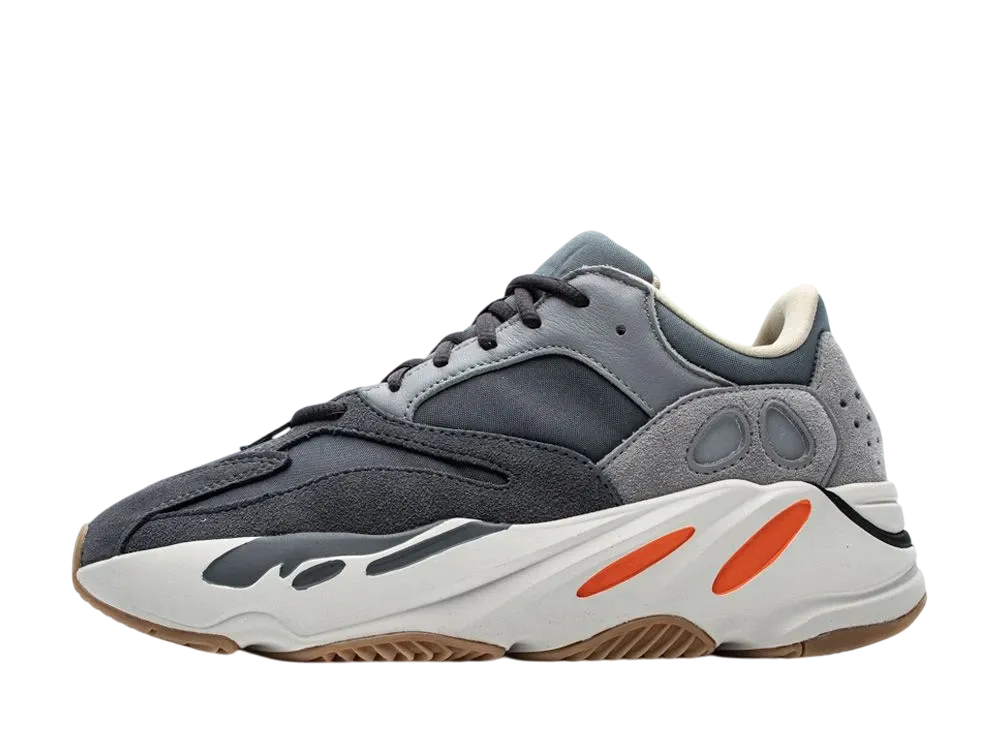 アディダス イージーブースト700 "マグネット"