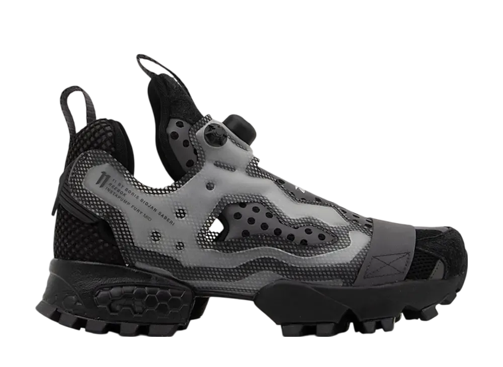 イレブン バイ ボリス ビジャン サベリ × リーボック インスタポンプフューリー "ブラック"