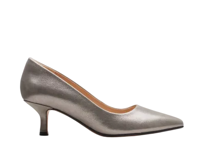 Clarks Women's Violet55 Rae "Metallic"