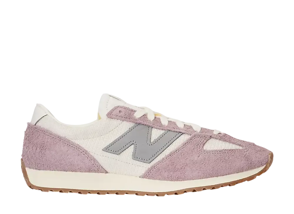 New Balance 471 "Linen/Ice Wine/Rain Cloud"