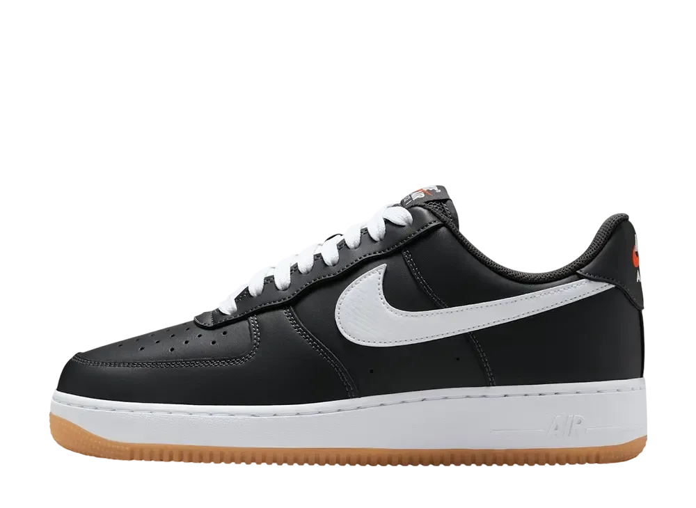 ナイキ エアフォース1 '07 LV8 "アンスラサイト/ガムイエロー/セーフティオレンジ/ホワイト"