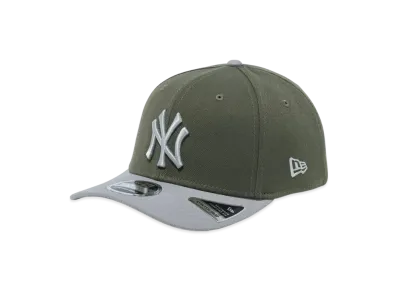 NEW ERA 9Seventy Stretch Snap New Olive New York Yankees "New Olive "