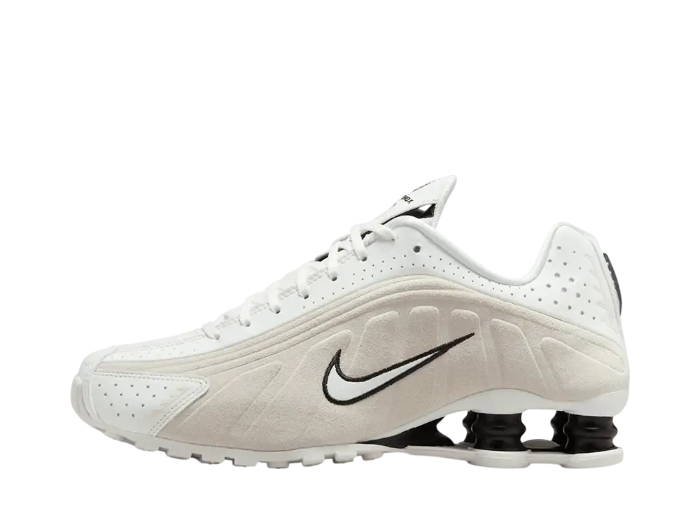 ナイキ ウィメンズ ショックス R4 "ブラック/ホワイト"