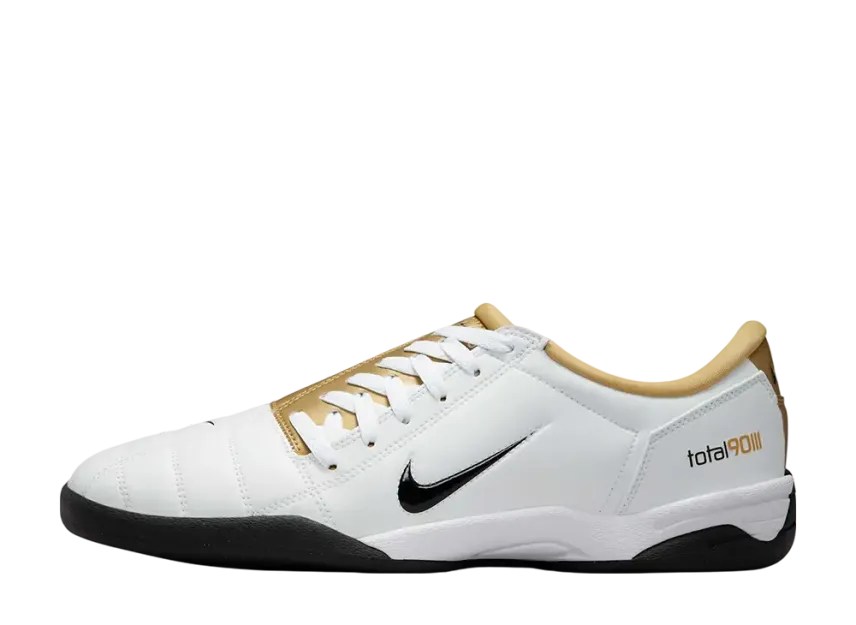 ナイキ トータル90 3 SP "ホワイト/ブラック/メタリックゴールド"