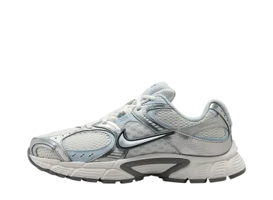 Nike Women's V5 RNR "Summit White/Blue Tint/Photon Dust/Smoke Grey"