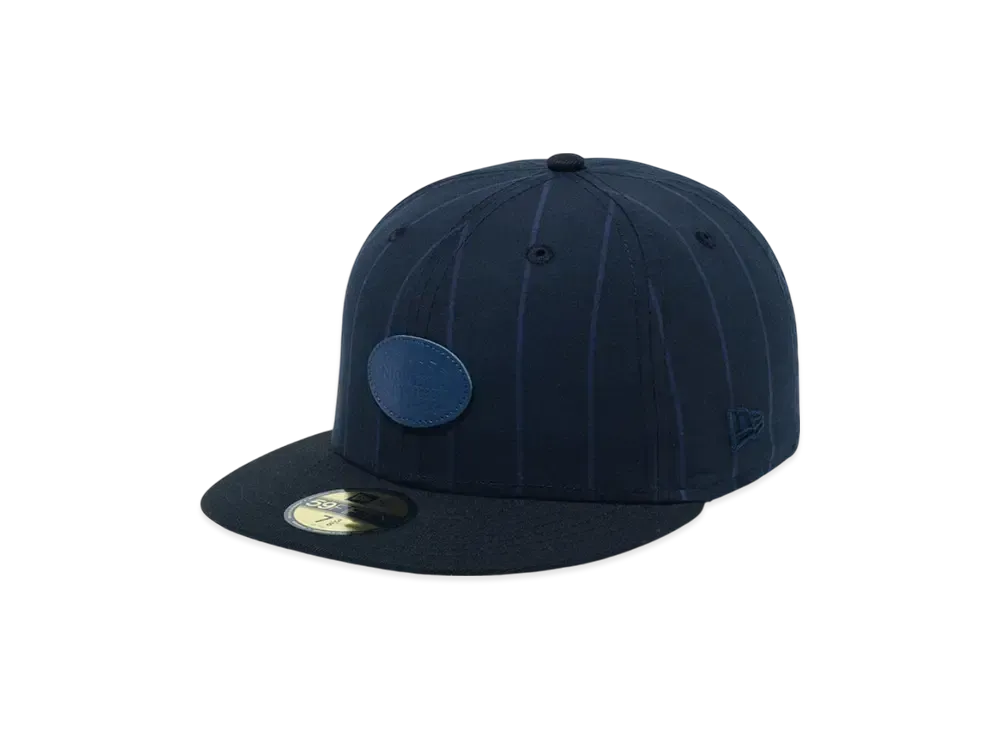 NEW ERA BLACK LABEL SS25 59Fifty Leather Patch "Black Stripe"