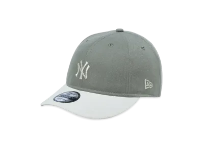 NEW ERA 9Thirty Storm New York Yankees Synthetic Suede Undervisor "Misty Morning"