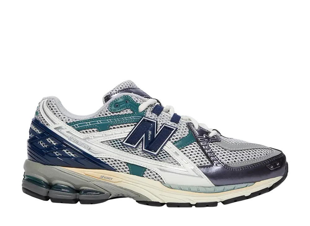 ニューバランス 1906U "ネイビー"