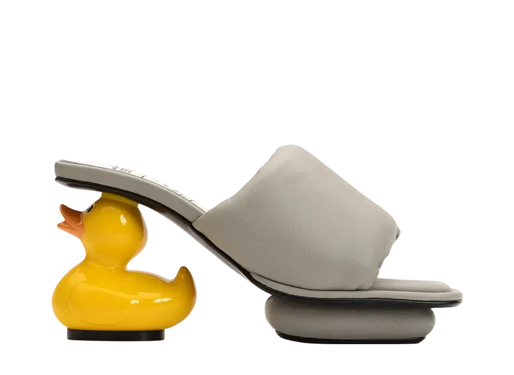 メゾンミハラヤスヒロ ウィメンズ ダックヒール パファーサンダル "グレー" (B14FW705)