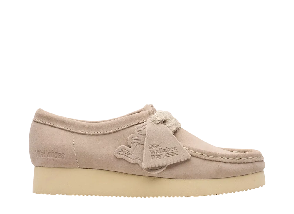 クラークス ウィメンズ ワラビー2604 "サンドスウェード"