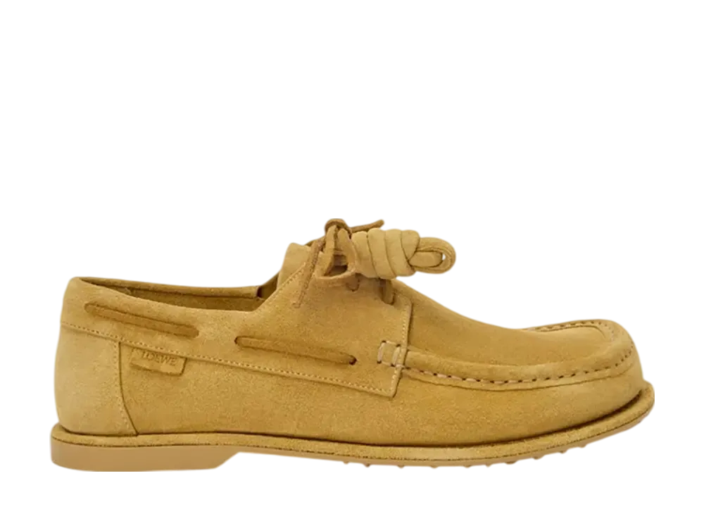 ロエベ カンポ ボートシューズ カーフスウェード "ミディアムタバコ"