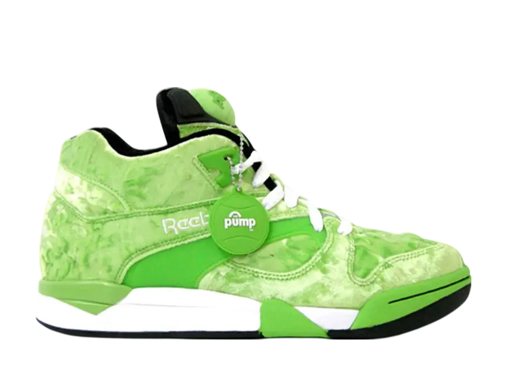 リーボック コート ヴィクトリー ポンプ "ベロア"