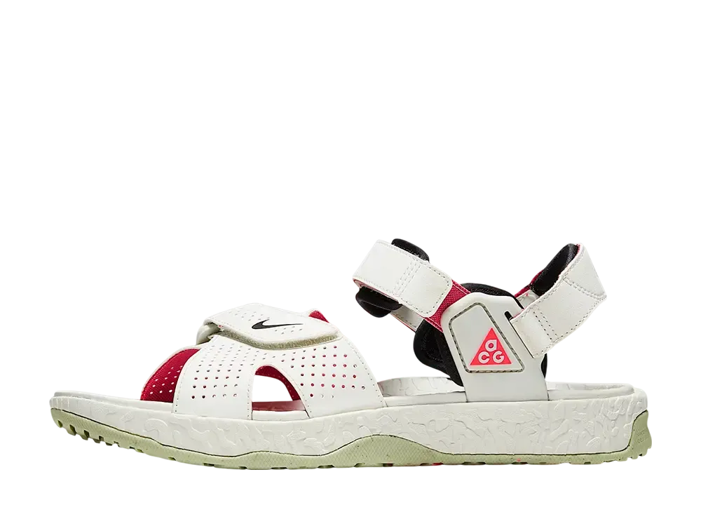 Nike ACG Air Deschutz "Spruce Aura/Laser Crimson/Black"