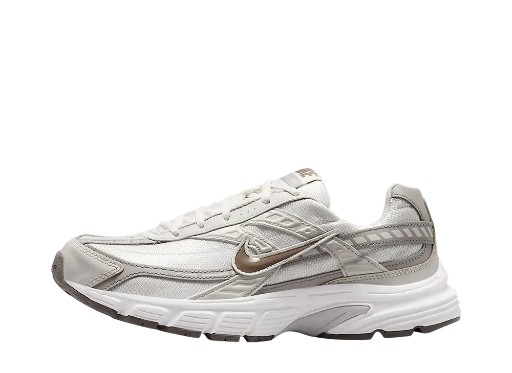 ナイキ ウィメンズ イニシエーター "ファントム/ライトボーン/セイル/ミンクブラウン"