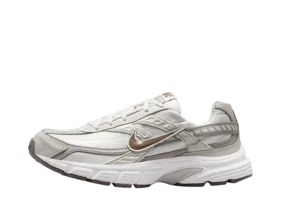 Nike Women's Initiator "Phantom/Light Bone/Sail/Mink Brown"