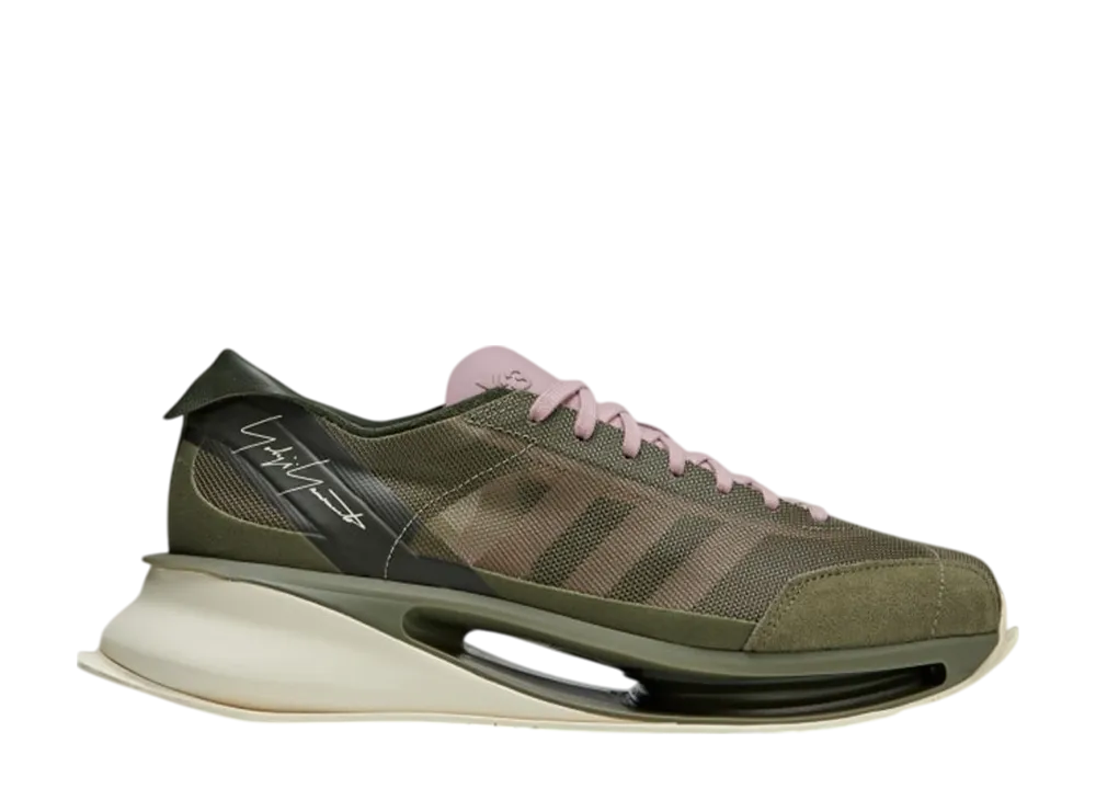 アディダス ワイスリー エスゲンドウラン "オリーブストレータ/ナイトカーゴ/マジックモーブ"