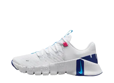 Nike Women's Free Metcon 5 "White/Fierce Pink/Deep Royal Blue/Aquarius Blue"