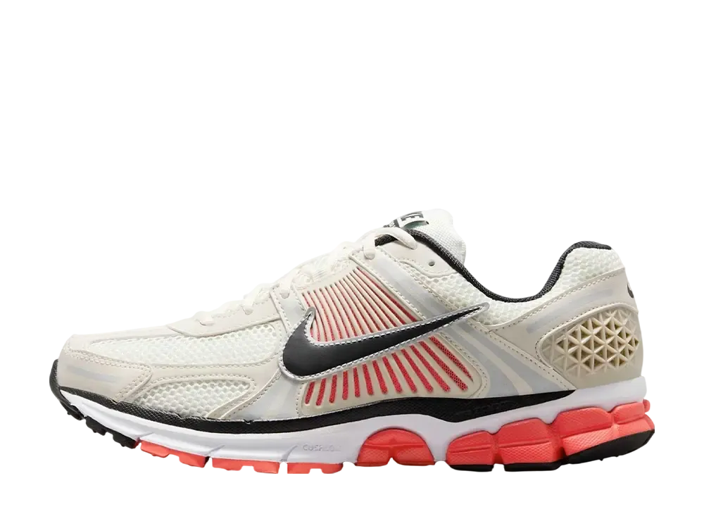 ナイキ ズーム ボメロ5 "ライトオールウッドブラウン"