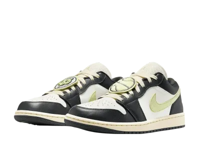 ナイキ エアジョーダン1 ロー "フォールリーグ"