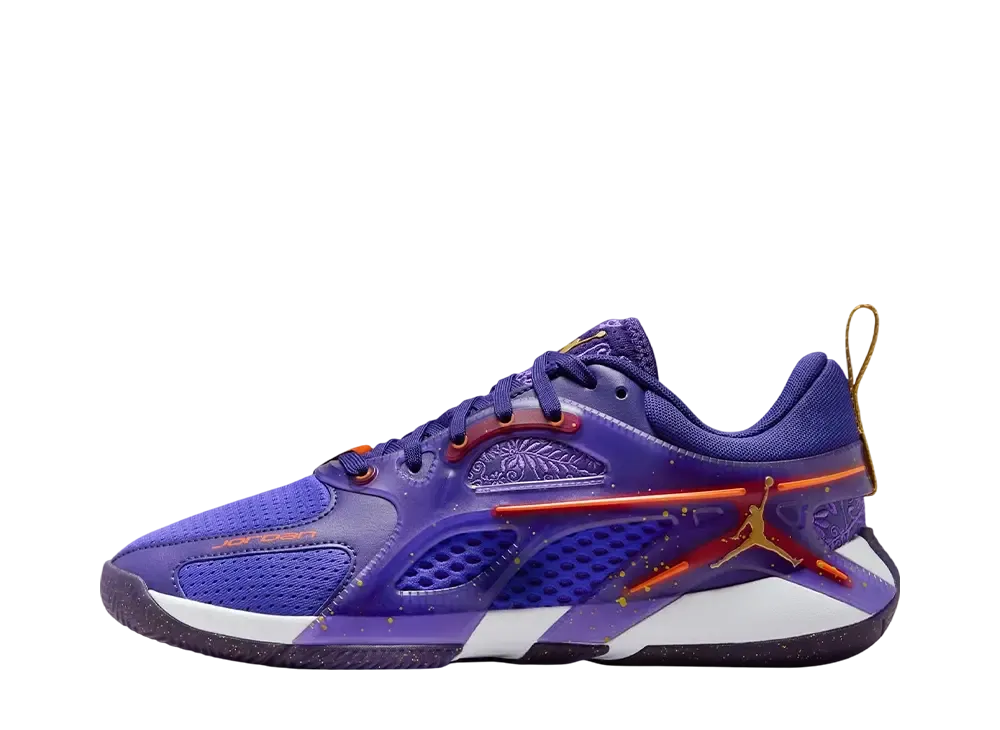 ナイキ ウィメンズ ジョーダン エアー "ロイヤリティ"