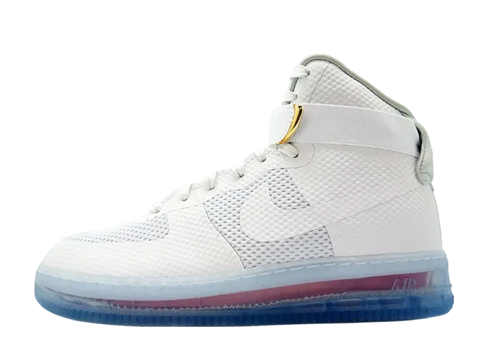 ナイキ エアフォース1 CMFT ラックス "ホワイト"