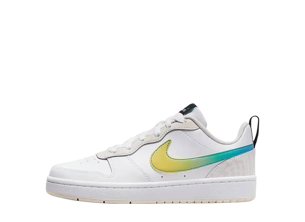 ナイキ GS コートボロー ロー2 SE "ホワイト/ホワイト/ファントム/マルチカラー" (キッズ)