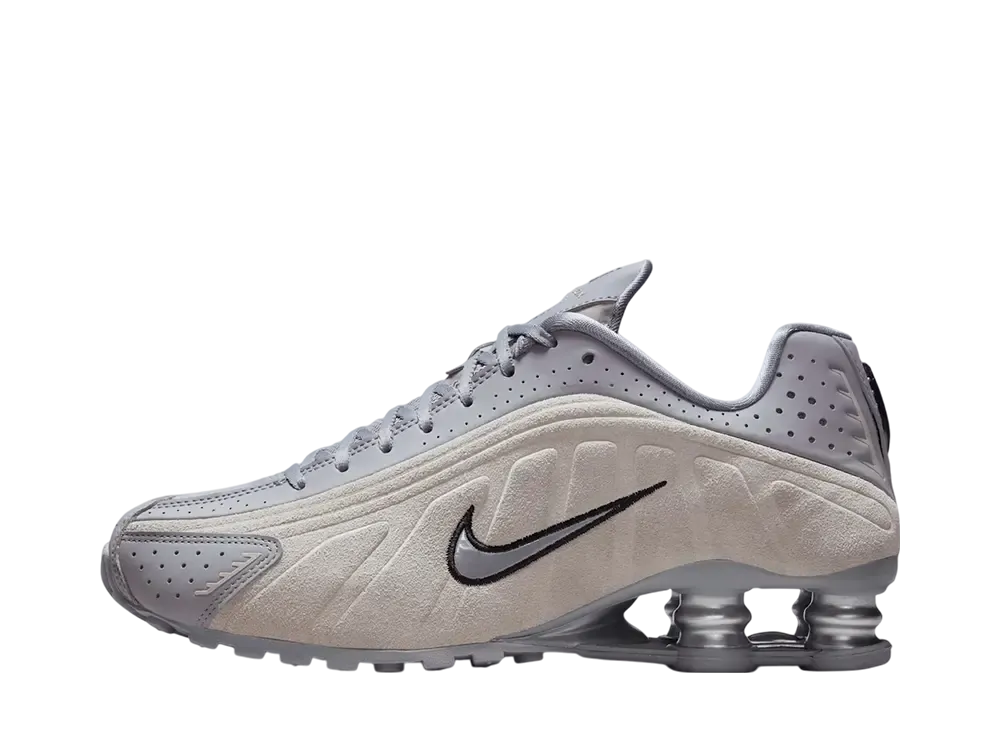 ナイキ ウィメンズ ショックス R4 "セメントグレー"