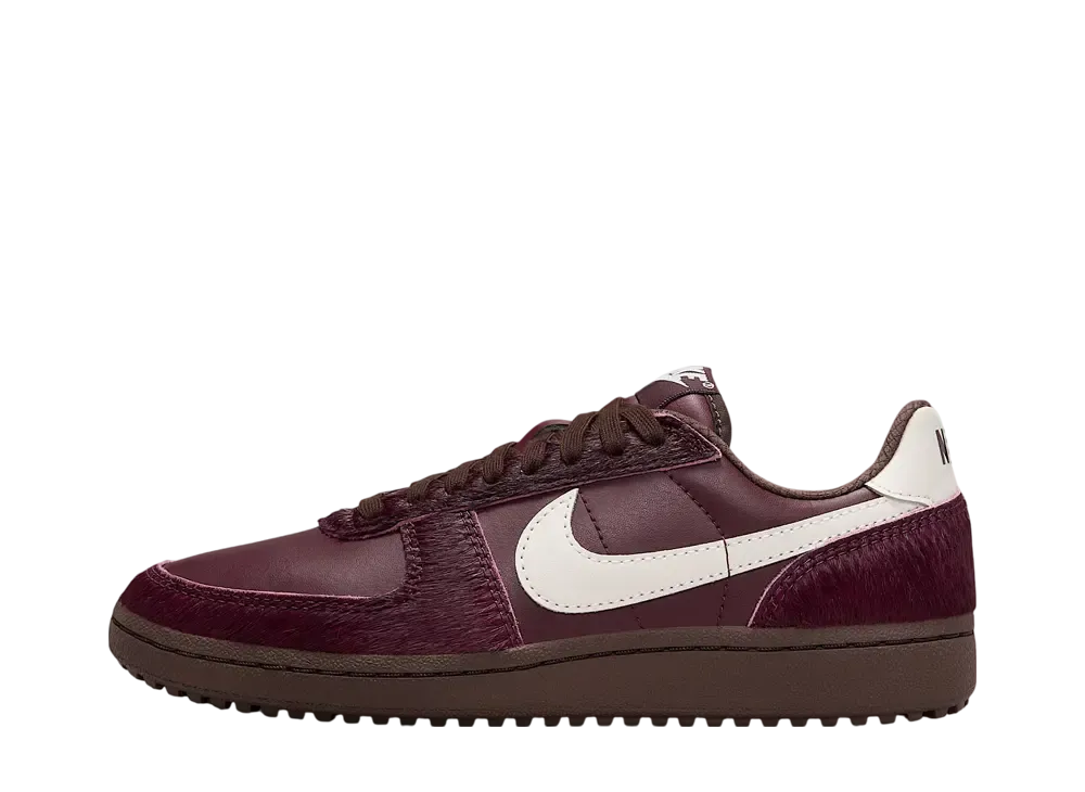 ナイキ ウィメンズ フィールドジェネラル "バーガンディクラッシュ/バロックブラウン/ファントム"