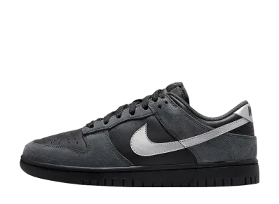 ナイキ ダンク ロー "ブラック/メタリックシルバー"