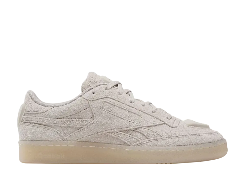 イムヌ × リーボック クラブC リベンジ "ベージュ"