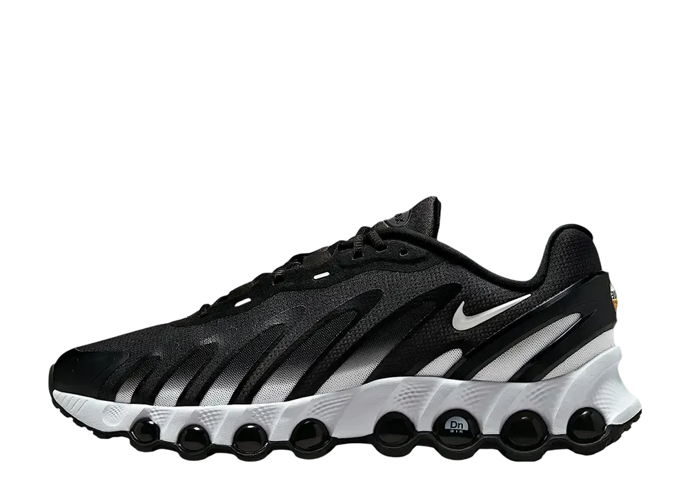 Nike Air Max DN8 "Triple Black/White"
